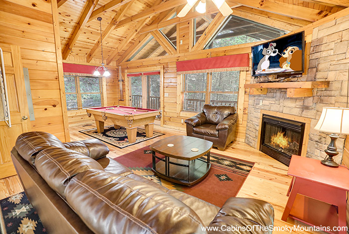 Affordable Cabins in Gatlinburg & Pigeon Forge