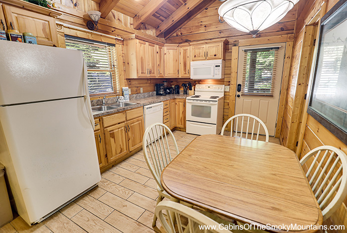 Affordable Cabins in Gatlinburg & Pigeon Forge