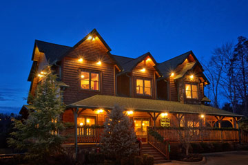 Featured image of post Luxury Cabins Smoky Mountains Tennessee - Our cabins are the perfect place to stay during your visit to the smoky mountains national park, gatlinburg, pigeon forge and sevierville,tennessee.