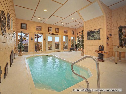 gatlinburg cabins with indoor / private pools