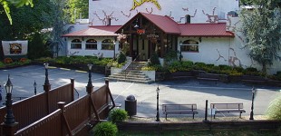 Johnson Family Restaurants in Pigeon Forge and Gatlinburg